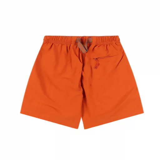 Nike ACG outdoor American five-point woven quick-drying sports casual shortsOriginal development, perfect restoration of craftsmanship details A pair of shorts that can be worn for both sports and daily travel Original purchase and development, perfect customization of craftsmanship Fabric advantages: cool and breathable, super comfortable to wear, perfect restoration of craftsmanship details, mesh lining to prevent exposure, three labels are shipped one by one, the sticker barcode and the main label code are consistent, only the best quality is made, the waistband is elastic and has a drawstring to meet different waist sizes, the meticulous acg brand small embroidered logo is very detailed, top shorts, highly recommended