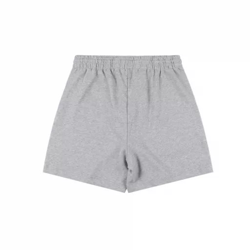Burberry TB embroidered terry shortsThe fabric is customized from the original, which is very time-consuming and wasteful. The density and feel are consistent with the original. The elastic waist is matched, and the waistline can be easily adjusted. The black webbing design on the side is the finishing touch of the whole pants, which is more personalized and advanced. The loose wide-leg pants style can instantly turn the upper body into long legs. The feel is soft and delicate, and the upper body is very comfortable. It is easy to match without any entanglement when going out.