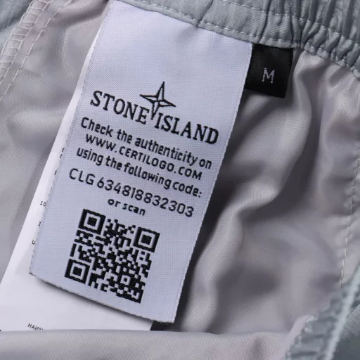 Stone Island SS23 Nylon Meta series solid color metallic nylon elastic trousers loose long casual trousers Metallic nylon fabric Perfect gloss restoration Extremely comfortable touch Original logo Metallic nylon series yyds Full of functional style Full set of original three-standard accessories Hardware logo custom laser logo