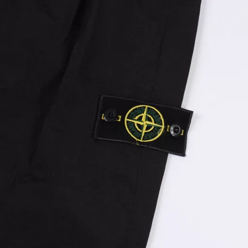 Stone Island SS23 Nylon Meta series solid color metallic nylon elastic trousers loose long casual trousers Metallic nylon fabric Perfect gloss restoration Extremely comfortable touch Original logo Metallic nylon series yyds Full of functional style Full set of original three-standard accessories Hardware logo custom laser logo