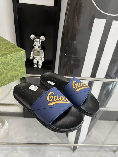 Gucci official website couple's style unisex Good Game slippersTop version, original development, all details are the same as the original!Couple's styleGood Game interlocking G embossed logoMolded footbedRubber soleFlatMade in Italy
