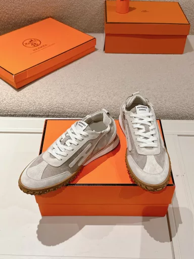 Hermes top version #24ss casual sneakers Suede goatskin sneakers decorated with contrasting patterns and iconic 
