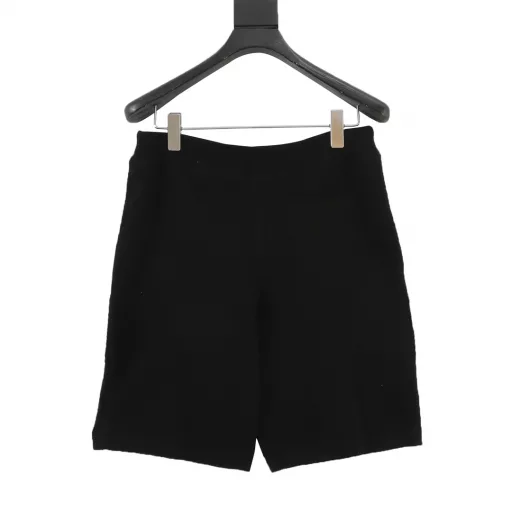 Prada PRD back pocket small logo embroidered drawstring shortsOriginal purchase, using 40-count high-end fine cotton yarn, twill windbreaker material, using German Stoll 14 needles, imported embroidery, wool fermentation washing, customized accessories, fitted version