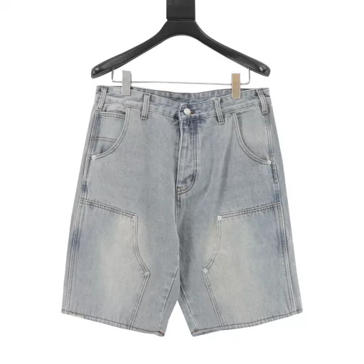 MAISON MARGIELA MM6 back pocket leather label workwear denim shortsImported heavyweight denim non-stretch fabric 100% cotton denim, using original color yeast washing process, softened by washing, very comfortable and drapey, custom leather label, exquisite stitching, comfortable and breathable fabric after heavy washing