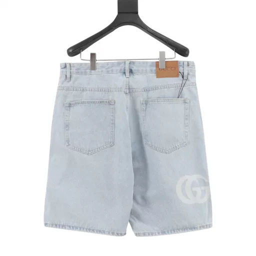 GUC Double G Printed Washed Blue Denim ShortsOriginal purchase, original version uses 420g denim fabric, the version is breathable and comfortable after washing, laser printing process, the version is upright and stylish. Customized hardware logo, leather tag is highly restored, comparable to the original, the whole set of low-key luxury design, daily versatile fashion shorts!