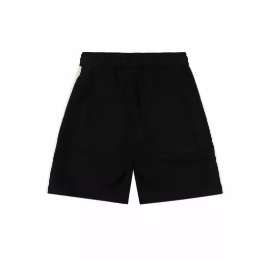 Miu Miu Embroidered Logo ShortsThe fabric is made of 360g brushed fabric, which is etched after dyeing. It is treated with silky and ultra-soft treatment compared with the original. The texture of the fabric is clear and obvious, and the drape is excellent. The exquisite workmanship meets the export standards of foreign trade. There are 4.5 stitches per centimeter, and each seam is pressed with visible lines. The lines are neat and standard like a ruler. The woven cotton ribbon is tightly woven and soft to the touch. The embroidery process uses the Behringer embroidery machine, which makes the embroidery color fuller and the embroidery more three-dimensional. The pattern has a good effect on the body. It is the same style for men and women, simple and versatile. It is a heavy-duty item for purchasing, and you can compare any quality on the market at will!