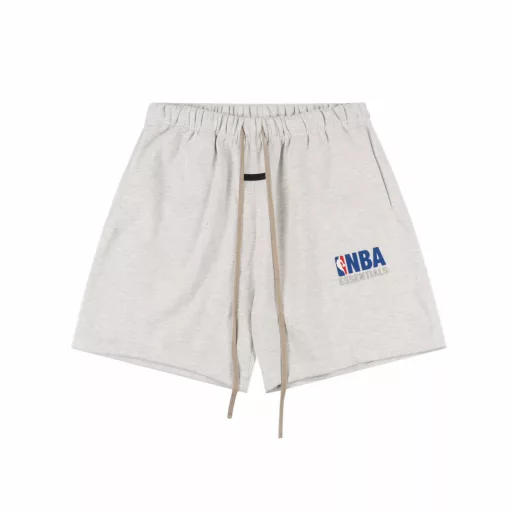 Fear Of God -Essentials × NBA 25ss joint NBA silicone letter shortsThe new joint reshapes the boundaries of sports fashion with 