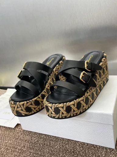 Dior 2025 Spring/Summer new Attitude color-blocked cross-strap wedge-heeled women's shoes CD letter logo hardware buckle thick-soled round-toed open-toed sandalsMaterial: imported calfskin upper + water-dyed sheepskin foot lining + original consistent combination outsole