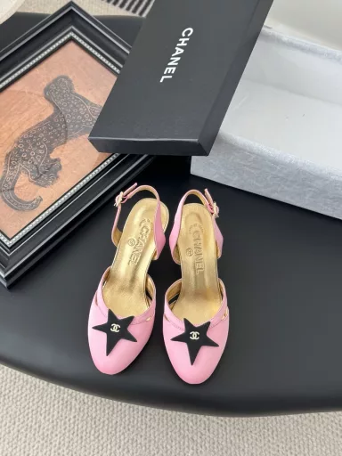 Chanel 25P new spring and summer sandalsSuper popular heavy-craft metal buckle motorcycle series.High version, sheepskin pads, genuine leather outsole