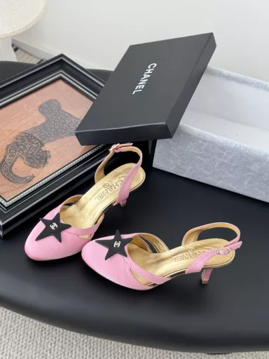 Chanel 25P new spring and summer sandalsSuper popular heavy-craft metal buckle motorcycle series.High version, sheepskin pads, genuine leather outsole