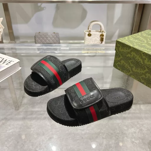 Gucci women's signature shoe features an eye-catching theme. The all-over jacquard design features a geometric GG canvas with classic green, red and green Web.Beige GG jacquard with classic green, red and green Web