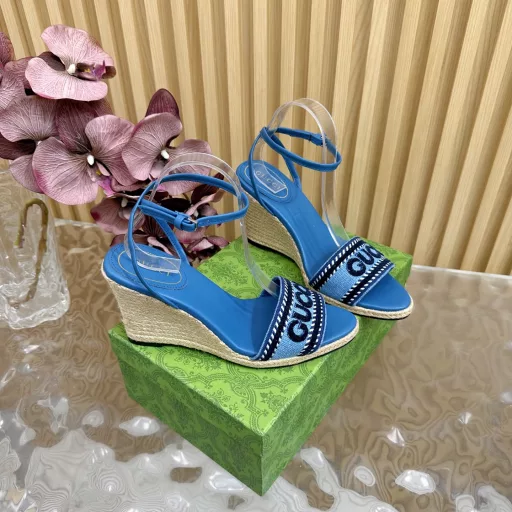 2025 New Counter GUCCI Paris 2025 Spring Ines Embroidered Applique Denim Espadrilles Gucci This 