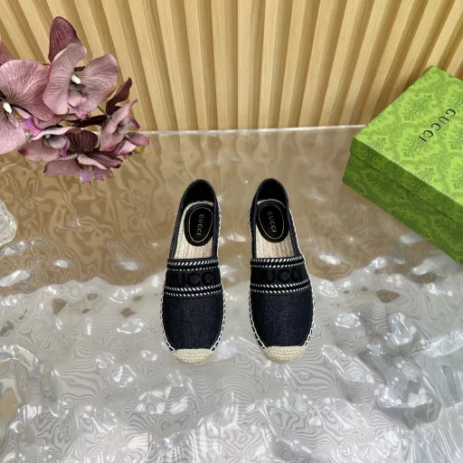 2025 New Counter GUCCI Paris 2025 Spring Ines Embroidered Applique Denim Espadrilles Gucci This 