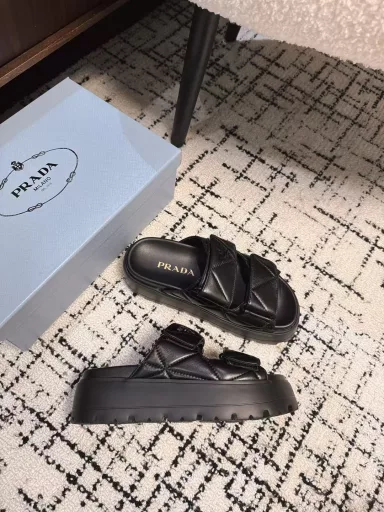 Prada 2025 Spring and Summer New Sandals Roman Thick-soled Velcro Sandals Slippers Latest catwalk style, classic upgrade Comfortable and fashionable Every color combination looks good, designed to meet different style needs