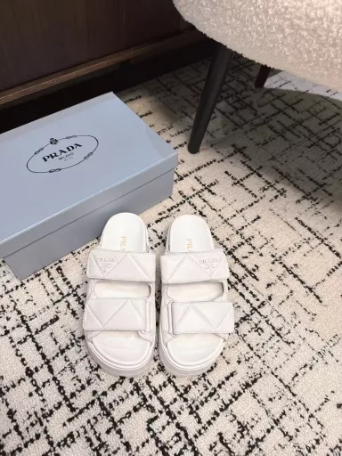 Prada 2025 Spring and Summer New Sandals Roman Thick-soled Velcro Sandals Slippers Latest catwalk style, classic upgrade Comfortable and fashionable Every color combination looks good, designed to meet different style needs