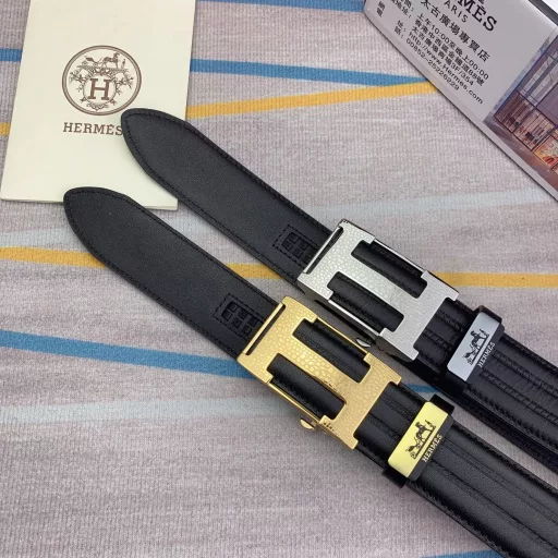Product name: Hermès 💕 Automatic belt P165Material: Original cowhide belt 100% first-layer cowhide belt✨Guaranteed genuine leather, 24K pure steel buckle, original quality of counter, fine workmanship, fashionable brand, first choice for gifting and personal usePackaging: Please look for the counter packaging as shown in the picture💕Free puncher💞Handbag💕Counter gift box