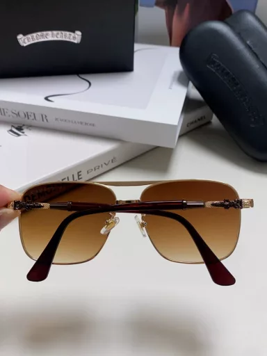 Chrome Hearts 2024 new Hong Kong style retro cross-border modern fashion polygonal sunglasses men's trendy personality women's anti-ultraviolet double-beam sunglasses ladies' sunglasses