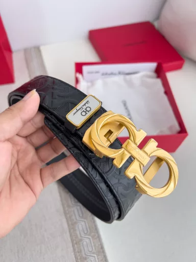 Ferrgamo.. Ferragamo Belt ✈️ Automatic Belt · Belt P160Model: Automatic buckle, pure steel automatic buckle, first layer cowhide, automatic belt bodyMaterial: 🐂 100% first layer cowhide, guaranteed genuine leather. 24k pure steel buckle 🌈 Same quality as the counter, first layer cowhide original horseshoe print ➕ first layer cowhide plain leather bottom, silver buckle, pure steel material classic logo, belt body can be freely cut, first choice for gifting and personal use ✈️