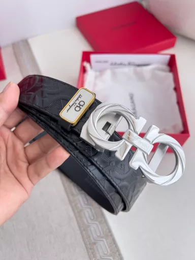 Ferrgamo.. Ferragamo Belt ✈️ Automatic Belt · Belt P160Model: Automatic buckle, pure steel automatic buckle, first layer cowhide, automatic belt bodyMaterial: 🐂 100% first layer cowhide, guaranteed genuine leather. 24k pure steel buckle 🌈 Same quality as the counter, first layer cowhide original horseshoe print ➕ first layer cowhide plain leather bottom, silver buckle, pure steel material classic logo, belt body can be freely cut, first choice for gifting and personal use ✈️