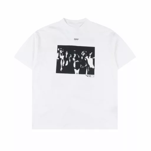 OFF-WHITE classic hit OW20ss band portrait back spray-painted arrow print short-sleeved T-shirtOversize version, the largest size can be worn up to about 220 pounds, fat people can also boldly start. The clothes are made of 260 grams of pure cotton active fabric, which is washable, non-fading and non-shrinking, and the thickness is moderate. It will not be soft and sagging when worn, and the upper body is upright and stylish.The printing is high-definition digital direct printing, the pattern details and fabric texture are clearly visible, integrated with the fabric, and the printing is specially treated, and the feel is the same as YB.Please look for my high-end version, beware of stealing pictures and passing off inferior goods as good ones. From fabrics to printing details, every step is unique and incomparable to currency. It is useless to say more. You will know it when you get it.Customized YB full set of accessories, there is a rope to hang the tag at the collar, which is generally not cut off when worn, and it is basically worn like this.