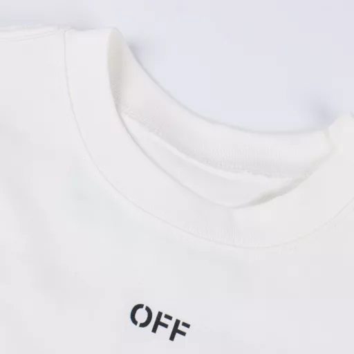 OFF-WHITE classic hit OW20ss band portrait back spray-painted arrow print short-sleeved T-shirtOversize version, the largest size can be worn up to about 220 pounds, fat people can also boldly start. The clothes are made of 260 grams of pure cotton active fabric, which is washable, non-fading and non-shrinking, and the thickness is moderate. It will not be soft and sagging when worn, and the upper body is upright and stylish.The printing is high-definition digital direct printing, the pattern details and fabric texture are clearly visible, integrated with the fabric, and the printing is specially treated, and the feel is the same as YB.Please look for my high-end version, beware of stealing pictures and passing off inferior goods as good ones. From fabrics to printing details, every step is unique and incomparable to currency. It is useless to say more. You will know it when you get it.Customized YB full set of accessories, there is a rope to hang the tag at the collar, which is generally not cut off when worn, and it is basically worn like this.