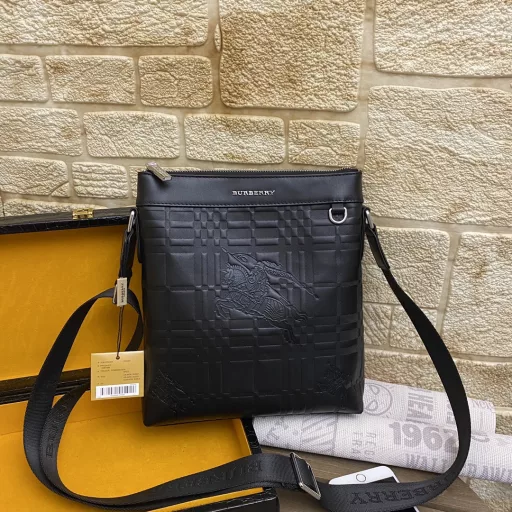 BURBERRY new shoulder crossbody bag ‼ Unique quality ‼ Fashionable design ‼ Exquisite handmade construction 🎉 A must-have for trendy men ‼ Counter goods