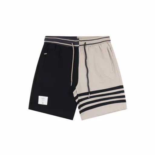 Tom Brown Four-bar Webbing ShortsThe fabric is made of professional custom-made 32s surface with delicate touch and 8s lining, which is crisp and stylish, with a gram weight of up to 380g, and a minimum order quantity of 500kg (equivalent to 1,000 pieces). The pocket cloth is made of red, white and blue Oxford fabric. The red stripes on the market are all orange-red. The minimum order quantity for pocket cloth alone is 3,000 meters. The workmanship is completely restored to the latest version of the counter, and the old pocket hemming and side pressure lines are improved.