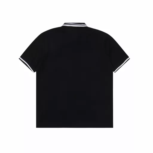GUC embroidered pocket short-sleeved POLO shirtOriginal purchase and development, the fabric is 210g original custom cotton, imported machine signature embroidery on the chest, signature font embroidery, patch pocket craftsmanship, upright upper body, dropped shoulder OS wide version. Auxiliary red label hand-sewn label, the whole garment is hemmed and striped inside. Restore the original. Same style for men and women.