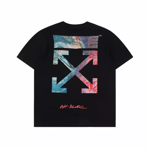 OFF WHITE CO VIRGIL 19ss color dye arrow print short sleevesAll fabrics and threads are custom-woven and custom-dyed. All fabric colors are custom-dyed after color comparison with color cards, without any color difference. 240g weight, 100 cotton jersey, jersey: a thin knitted fabric (the fabric of ordinary full-length short sleeves), because of its strong hygroscopicity, it is used on warp knitting or weft knitting machines. Plain needles, loops, threads, jacquards and other organizations are woven into single-sided or double-sided fabrics. The casual technique is not artificial. This texture is very street, and it has a more visual sense of hierarchy than the conventional arrow logo. The specially stylized single product T-shirt naturally has a high degree of recognition, with significant labeling and enough personality. It is the first wave of spring clothing. The main push, classic OS version, heavy craftsmanship and high quality, 3 sets of front plates, 12 sets of back screen plates, 160 mesh fabric weighs 220 grams, modified for half a month, a total of 20 plates, printing with Japanese mimaki printing machine, no edge or burr, inkjet printing, hot pressing and cold tearing, through the fabric texture anti-scratch ironing operation, printing does not fog, adding a sense of hierarchy to the simple design, the washing label is also customized according to the original font to find a company, the auxiliary materials are still the correct auxiliary materials of the whole line, the rectangular woven collar label design, the previous three-dimensional silicone feel font is cancelled and replaced with a full woven collar label, the collar label part can see the fluorescent font, the five-link silicone hang tag, the three-link washing label and the zebra crossing packaging line are still