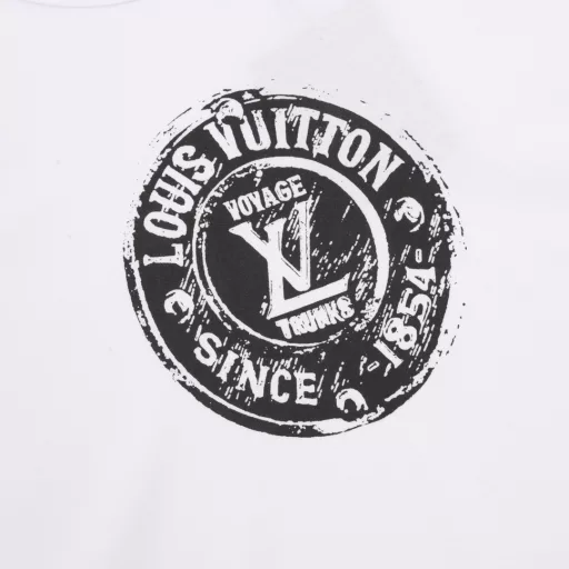 LOUIS VUITTON LV stamped short-sleeved T-shirtAuthentic product purchased and developed, using 60-count liquid ammonia double-strand fabric 170g, collar 1*1 Peter rib 240g, glue printing process, cloth washing, customized accessories, fitted version
