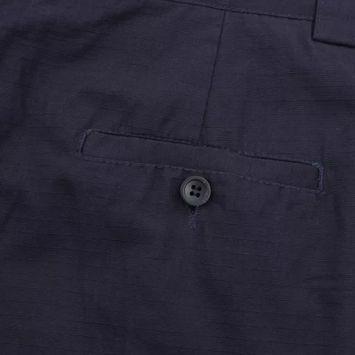 Balenciaga BLCG × AD 25SS co-branded embroidered three-bar navy blue work shortsLight luxury, a must-have item for men and women's daily commuting wear, correct version, free comparisonDetailed features· Customized outdoor woven plaid fabric· Workwear pattern design, 3D three-dimensional tailoring· Custom-woven and dyed cotton matte tatami embroidery thread· Imported Tajima embroidery machine for heavy embroidery· Brushed and old-washed process· Double needle thread cross-seam process· Customized mold with original brand logo button· Original main label washed tag packaging