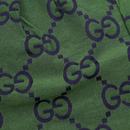Gucci GC 25SS pleated leather label jacquard shortsLight luxury, a must-have item for men and women's daily commutingDetailed features· Raw material high-density full jacquard craft fabric· Laser positioning cutting process· Customized original logo hardware zipper· Customized double G buckle· Customized original leather label· Original main label washing tag brand moisture-proof paper packaging