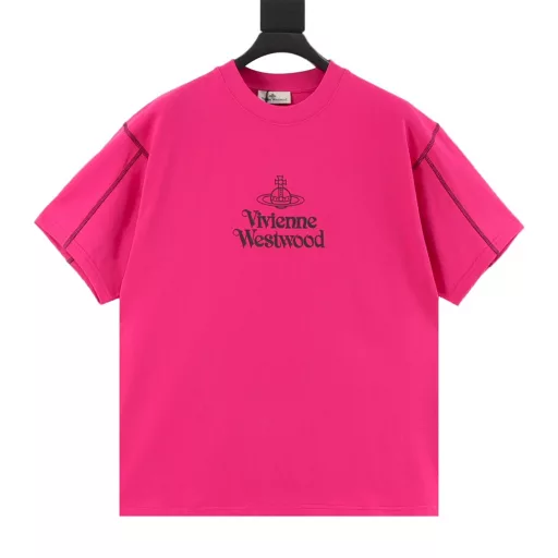 Vivienne Westwood 25ss logo pattern print short-sleeved T-shirtThe fabric is made of high-weight 260g combed cotton, customized 1:1 thread, comfortable and skin-friendly, no strange feeling,The whole piece of clothing is matched with white open-stitch lock edge, custom-dyed fabric, high textile density, good drape, not easy to deform, thick weave plus compact spinning process,It will not affect the breathability of the fabric, and the color saturation is very high. Customized auxiliary materials with three labelsThe front and back logo patterns are three-dimensionally printed, a versatile and good-looking long-sleeved loose version that hides the flesh and makes you look thin and not picky