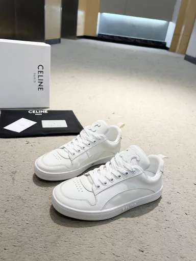 Celine bread casual shoes; stylish, relaxed and advanced, whether it is commuting or traveling, it can hold everything! The same style as celebrities @fashionable and versatile 👩‍❤️‍👨Excellent comfort 😄Original engraving! Fabric 🐄 fetal cowhide/cowhide, breathable and soft mesh lining, rubber non-slip bottom