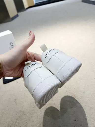 Celine bread casual shoes; stylish, relaxed and advanced, whether it is commuting or traveling, it can hold everything! The same style as celebrities @fashionable and versatile 👩‍❤️‍👨Excellent comfort 😄Original engraving! Fabric 🐄 fetal cowhide/cowhide, breathable and soft mesh lining, rubber non-slip bottom