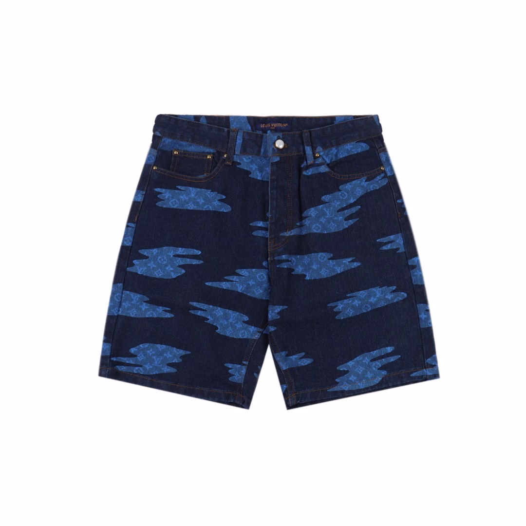 LOUIS VUITTON LV blue camouflage denim shortsMade of 480g washed dark blue denim, with 1v blason pattern all over the body, processed with exquisite special process, the popular color changes from light green to black and blue, matched with tops to create a graphic overall shape
