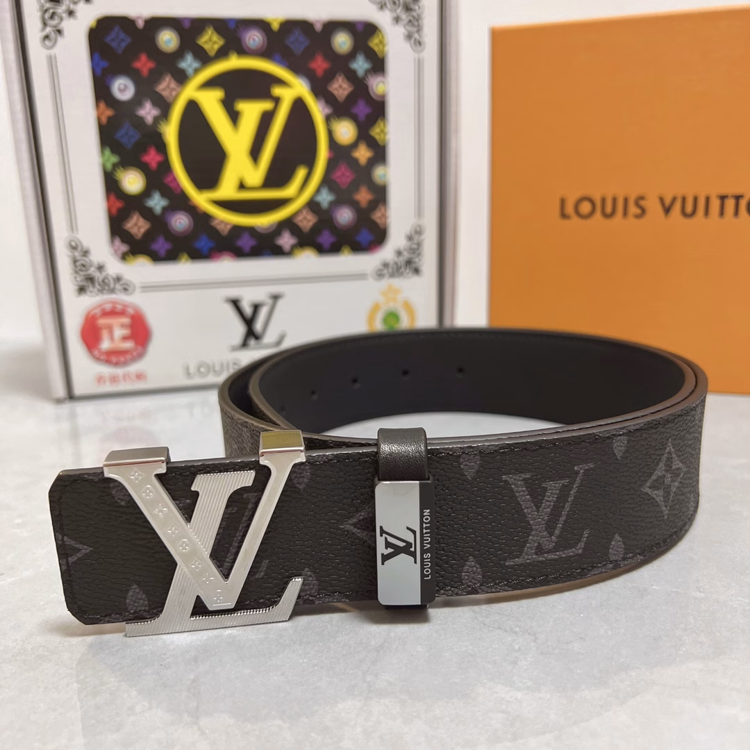 Louis Vuitton💕Original P140Material: Original cowhide belt 100% top layer cowhide belt✨Guaranteed genuine leather, 24K pure steel buckle, original quality from the counter, fine workmanship, fashionable brand, first choice for gifting or personal use