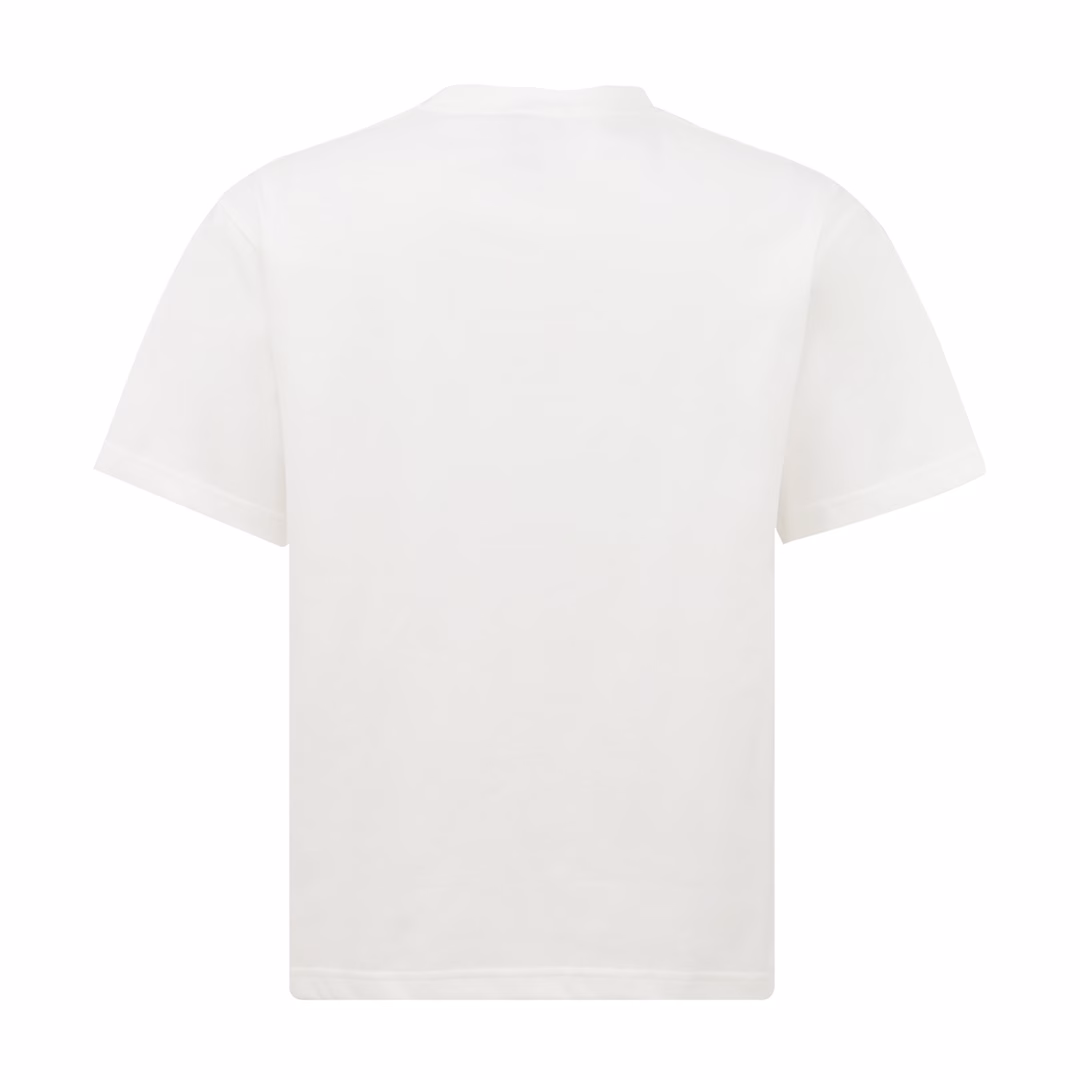 Moncler chest foam print short sleevesThe fabric is 260g combed cotton, customized 32 1*1 thread, the garment is washed twice, the fabric is comfortable and skin-friendly without any strange feeling, the custom-made dyed fabric has high textile density, good drape, not easy to deform, thick weave plus compact spinning process, will not affect the breathability of the fabric, the color saturation is very high, this model is a treasure-level product that you absolutely cannot miss
