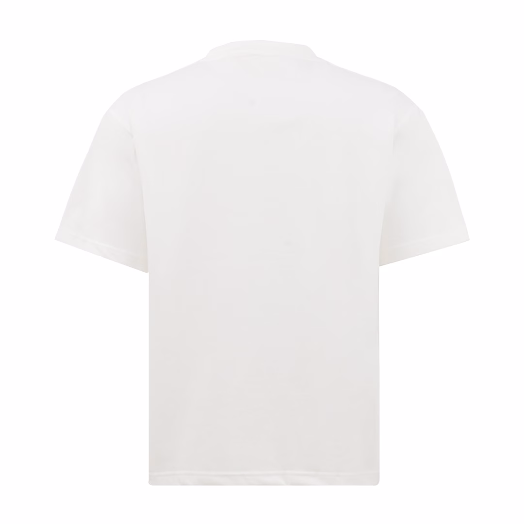 Gucci Double G Basic Double Ring Inverted Logo Printed Short SleevesThe fabric is made of 32-count double yarn plain weave dust-free wool knitted cotton, original custom dyeing, constant temperature dyeing with environmentally friendly active dyes to ensure that the color and color of the cloth head and tail are consistent, dyed with 21S fine cotton 1*1 rootless rib, front plate screen glue printing, 1800 mesh imported mesh making screen frame, fine and uniform printing slurry, wide fabric texture, printing slurry scraping 5 times in total, eliminating leakage, full layering, printing is made of precision controlled hot melt offset printing, temperature changes directly affect the gloss and elasticity of offset printing, precise offset printing body is smooth and delicate, active chip, RFID active tag, working frequency is 13.56MHz and 856MHz to 960MHz, all consistent, top purchasing version, sell at will without fear of quality pressure.