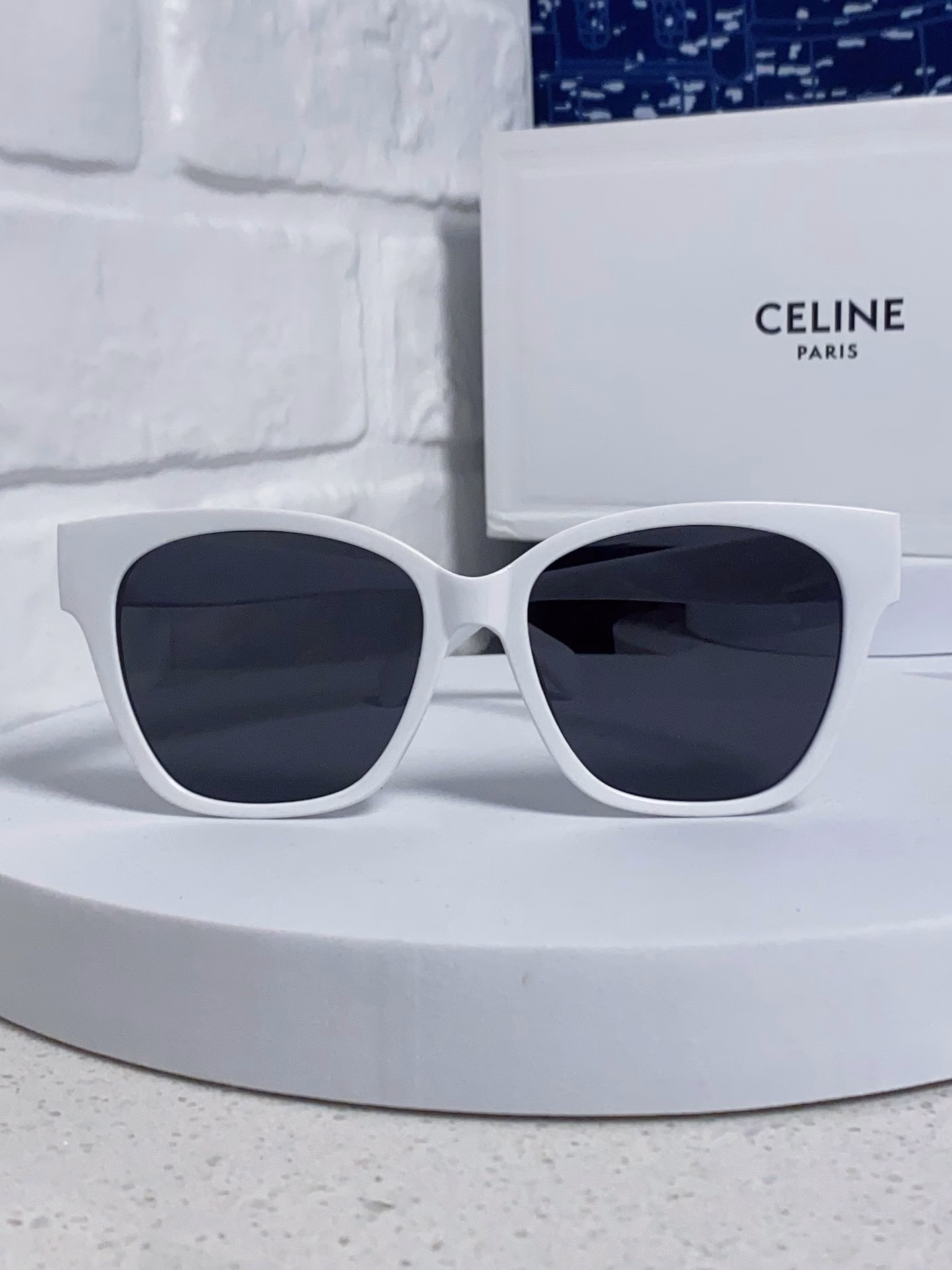 Celine French Triumph Sunglasses for Women High-end Latest Retro Cat-Eye Sunglasses Xiaohongshu Same Style Sunglasses Popular Unisex