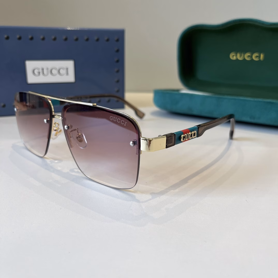 Gucci's new sunglasses🕶️Same style for men and women, extremely comfortable to wearFashionable styleClassic metal single beam aviator toad-shaped fashion sunglasses