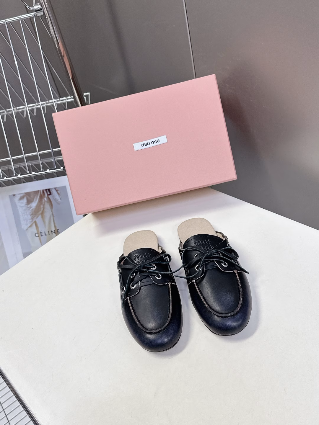 Miu Miu Milan catwalk style spring and summer half-slip moccasins