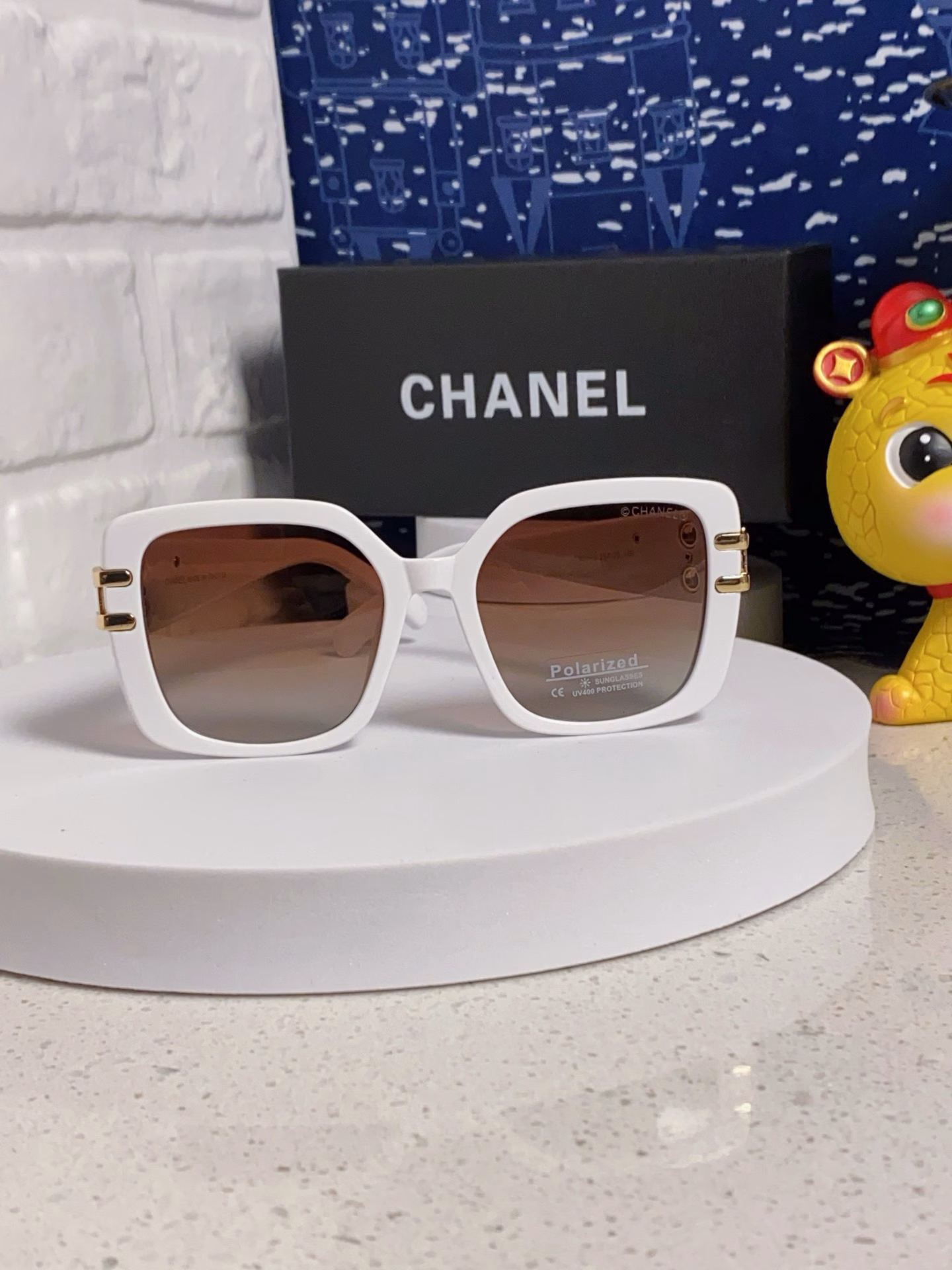 Chanel event new style internet celebrity star 2025 Chanel with letter large frame sunglasses couple fashion slim sunglasses