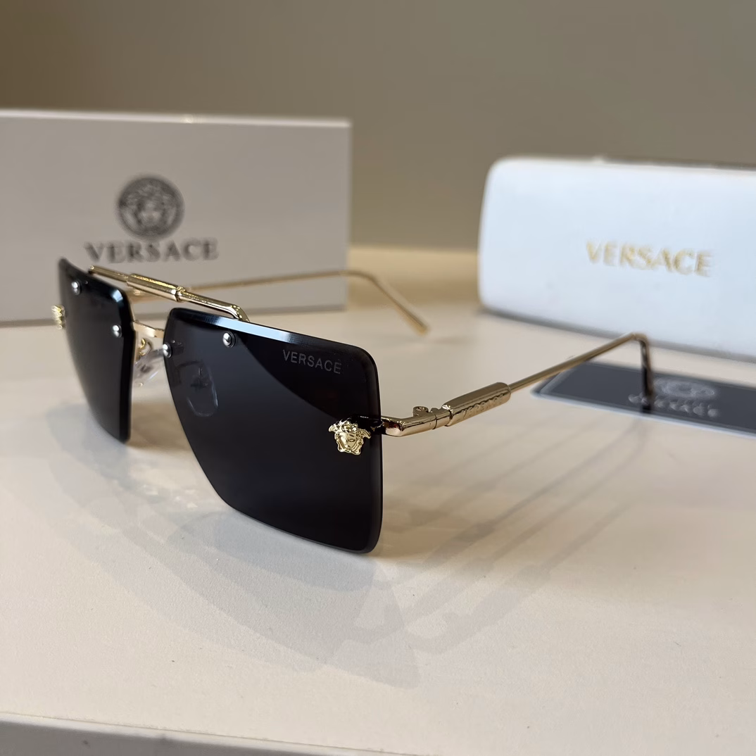 Versace European and American style fashion sunglasses, men's polarized glasses, men's sun glasses, a good partner for modifying face shape