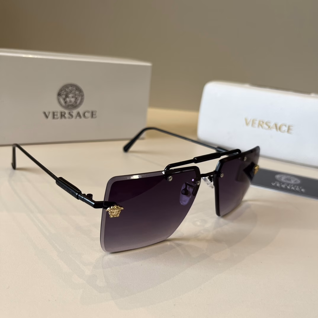 Versace European and American style fashion sunglasses, men's polarized glasses, men's sun glasses, a good partner for modifying face shape