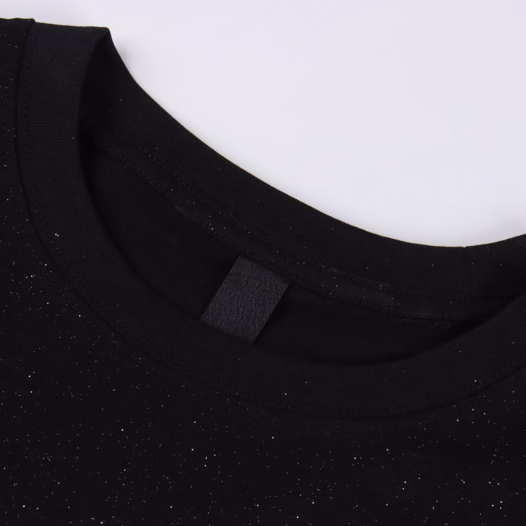 Chrome Hearts riveted diamond short-sleeved T-shirtPrinted by imported direct-injection machine, hardware accessories are all custom-madeCorrect configuration Black 2025 Chrome Hearts genuine packaging 280g custom-dyed double yarn cotton Large version Loose and stylish Different from the low version of the slim version with a hip-slimming upper body Correct high-density main label washed hangtag Hand-sewn